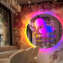 Зеркало с логотипом компании с неоновой RGB подсветкой E071 в интернет-магазине «Зеркала с подсветкой» фото